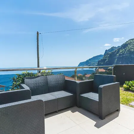 Dream House By Atlantic * Ponta Delgada (Madeira)