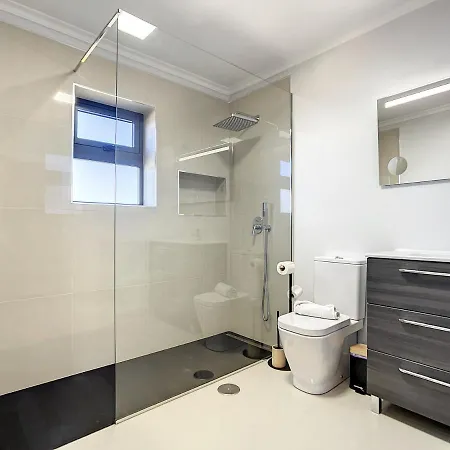 Villa Dream House By Atlantic Ponta Delgada (Madeira)